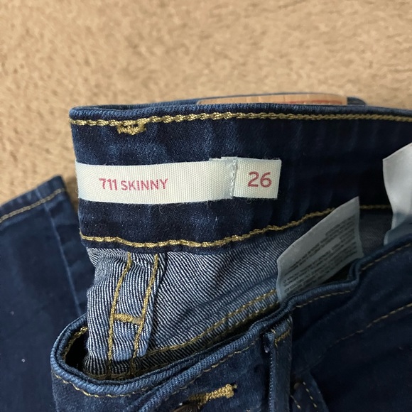 Levi Jeans - Picture 2 of 3